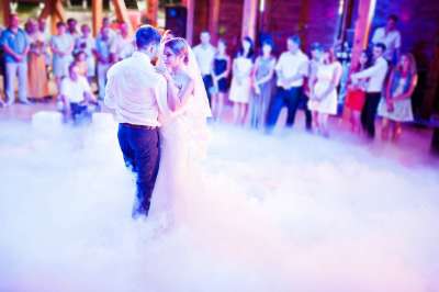 DJ mariage : le guide pour choisir celui qui fera vibrer votre soirée